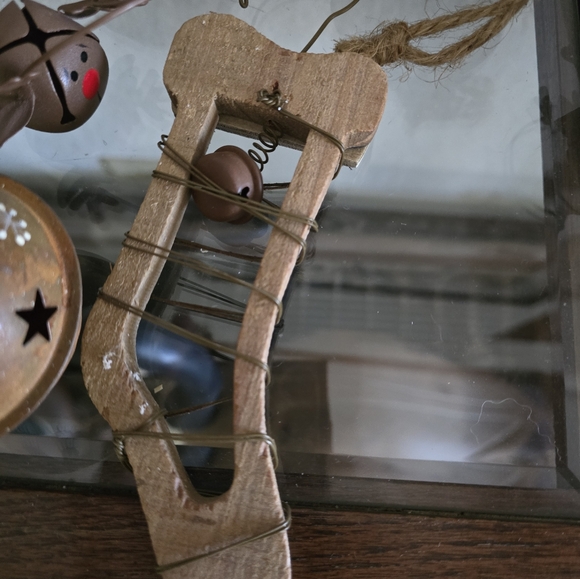 Rustic Christmas tree ornament collection. 34 pieces. - Picture 4 of 9